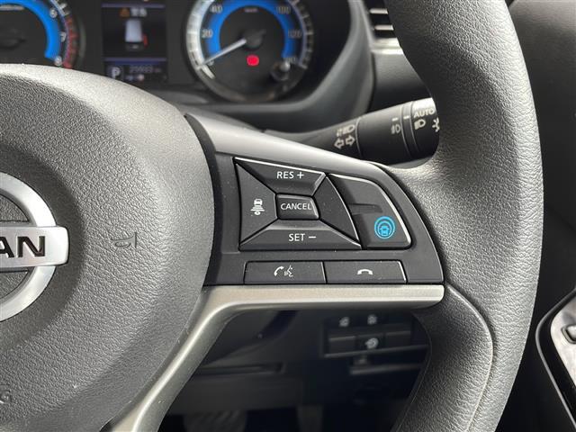【運転席操作部】快適なドライブを楽しむための機能が装備されています！運転席から触れるので、使いやすいです！除菌プランいれていただくと、さらに清潔で安心していただけます！