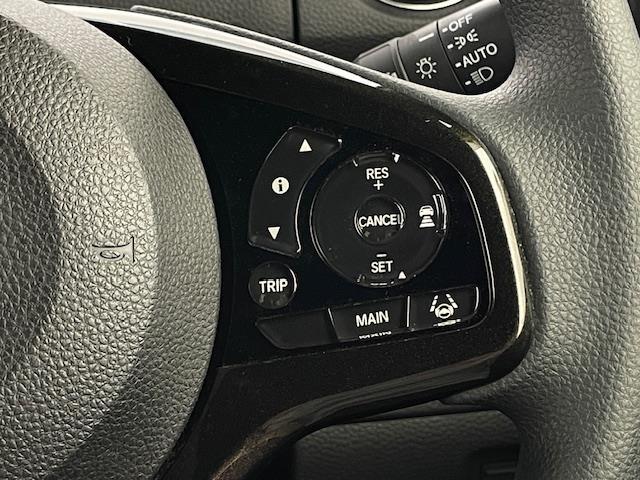 【運転席操作部】快適なドライブを楽しむための機能が装備されています！運転席から触れるので、使いやすいです！除菌プランいれていただくと、さらに清潔で安心していただけます！