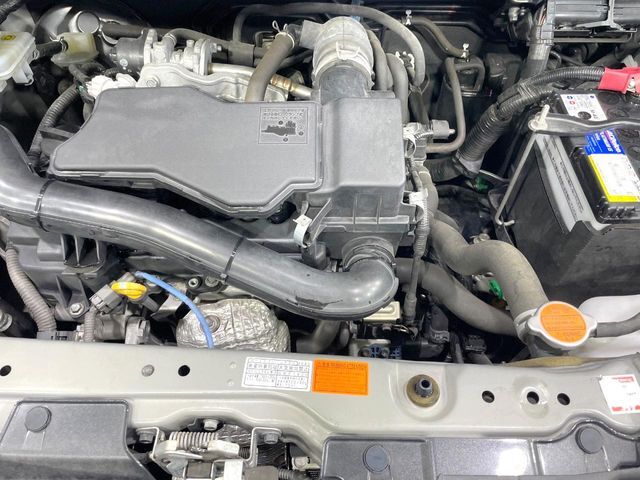 親切・丁寧な専門メカニックスタッフが応対！・車検・点検整備・事故等の修理などアフターサービスも安心。お車のカスタマイズもネクステージのサービススタッフまでご相談ください！