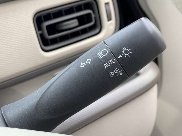 デュアルセンサーブレーキサポート☆メモリーナビTV☆Bluetooth☆パーキングセンサー☆ベンチシート☆スマートキー☆プッシュスタート☆シートヒーター☆オートライト☆純正フロアマット☆試乗OK☆