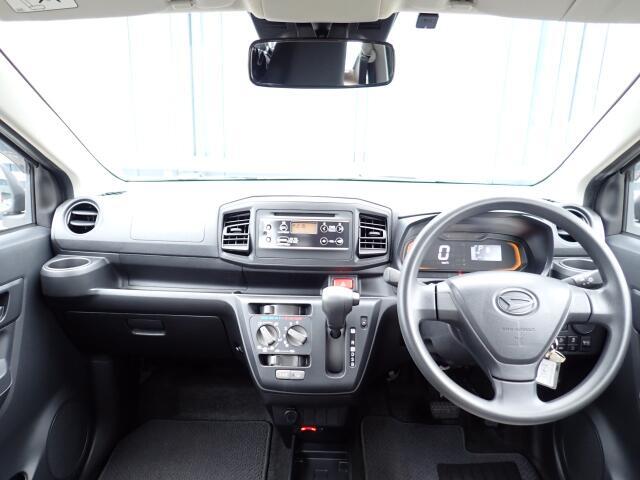 インパネ画像になります。車内は専門業者にて室内クリーニング施工済みなので、大変清潔です。