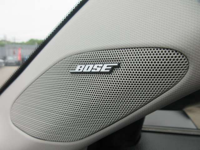 BOSEサウンドでワンランク上のサウンドを楽しむことが出来ます♪