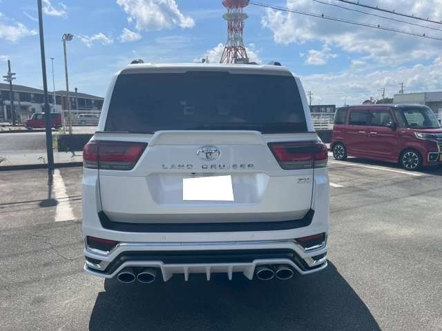 『海外輸出三重発』-買取ジュエルオート地元では「買取の神様」と呼ばれています。