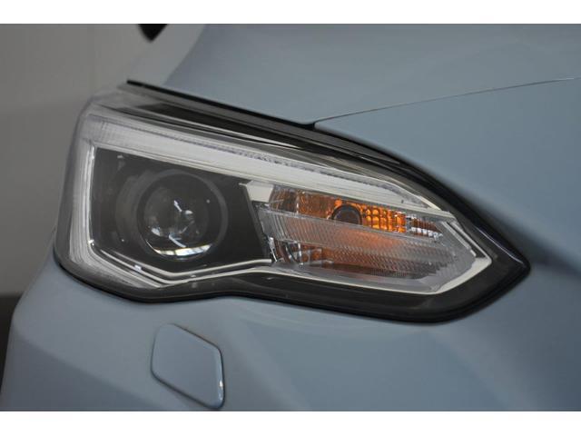 LEDヘッドライトで夜間の運転も安心です