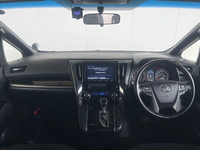 グループ総在庫数約30，000台！！全国の系列店からメーカー・車種問わずご紹介出来るので、あなたにピッタリのお車が見つかるはずです♪まずはお問い合わせ下さい☆