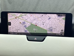 ナビやフルセグTV、インターネットラジオやBluetoothなどのエンターテーメント機能を凝縮したマツダコネクト！