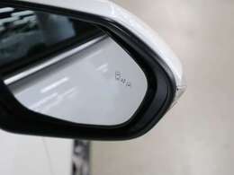 当社の展示車は全車両に”社団法人自動車公正取引協議会”の車両状態説明書を掲示しております。修復歴の有無は勿論、ドア等の外板の交換歴の有無までも表示☆口頭説明では無く書面にてお渡ししております♪