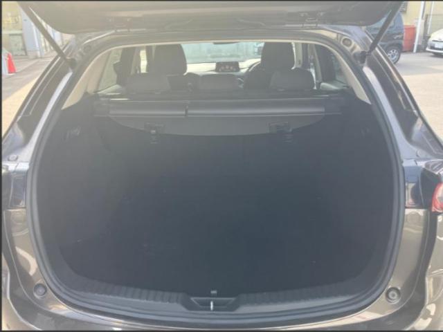 WECARSでは登録（届出）済未使用車や走行距離1万km未満の在庫車も多数ご用意しております！状態は良いものが良いけど、新車は高いな・・・そんなお客様にオススメです！