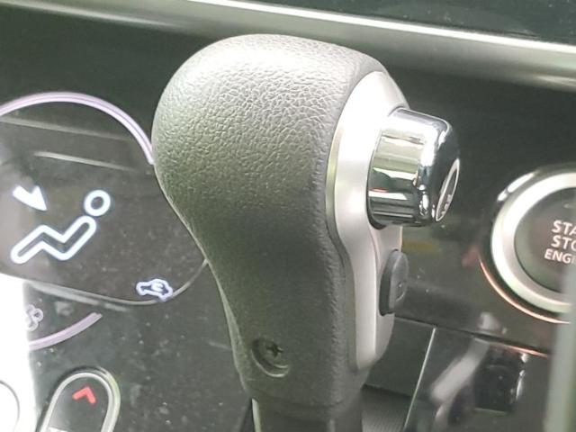 お車に合わせて無料保証以外にも、保証範囲、期間、距離を拡充させた有料保証もご用意しております！中古車の購入が初めてで不安・・・というお客様もご安心ください！