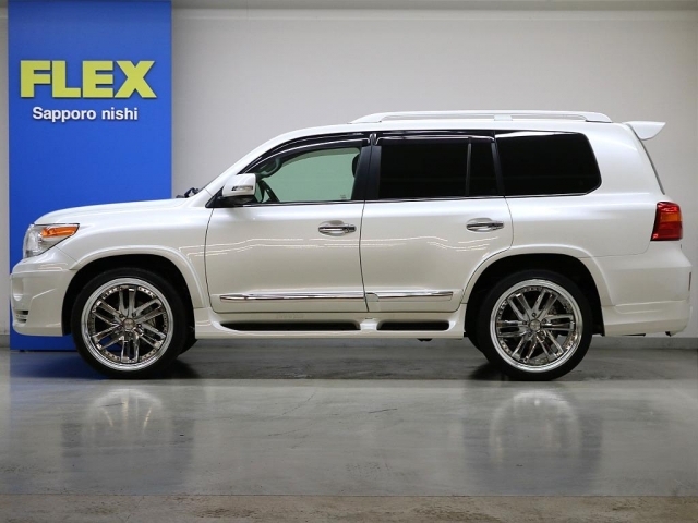 トヨタ ランドクルーザー200 4.6 ZX 4WD 2014年 3.3万キロ