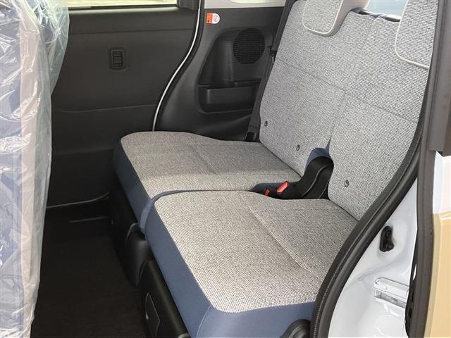 大人が2人座っても広々できます！