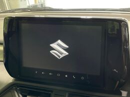 【ディスプレイオーディオ】お手持ちのスマートフォンとの連携で、ナビや音楽再生など各種アプリを使用可能。スマホに近い感覚でお使いいただけます♪