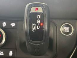相場の下がりにくい車種については、長期ローンをお勧めしております。オリコ・アプラス・プレミアなど、各社でローン審査が可能です。