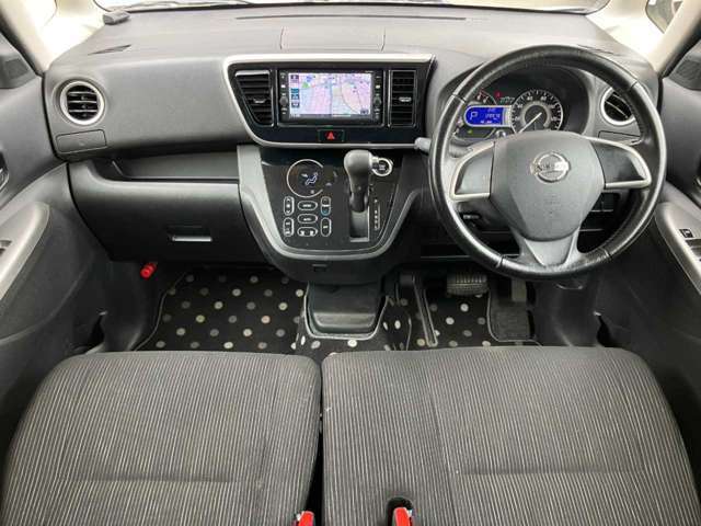 当社の在庫は全車、査定のプロが外装、内装エンジン、下廻りなど無事故検査済みです☆遠方のお客様も安心してご検討ください☆更に走行管理システム導入により走行改ざん車も事前にチェックさせて頂いております