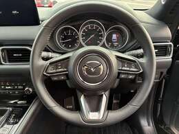 手になじむフィット感で運転も快適