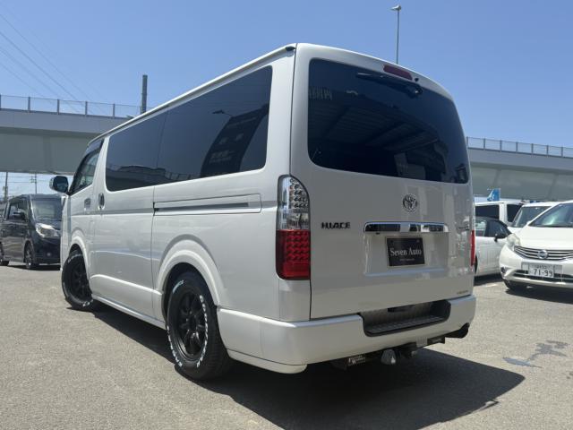 自社認証工場を完備しておりますので、納車前の車検・整備や、アフターメンテナスもばっちりですので、安心して当社にお任せ下さい。また、当社にて車輌ご成約のお客様はオイル交換永久無料のサービス付きです！また
