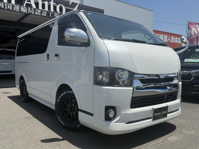 自社認証工場を完備しておりますので、納車前の車検・整備や、アフターメンテナスもばっちりですので、安心して当社にお任せ下さい。また、当社にて車輌ご成約のお客様はオイル交換永久無料のサービス付きです！また