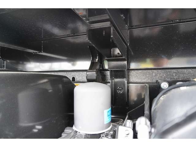 車検整備・ガラス交換や修理などなんでもお気軽にどしどしご連絡ください！