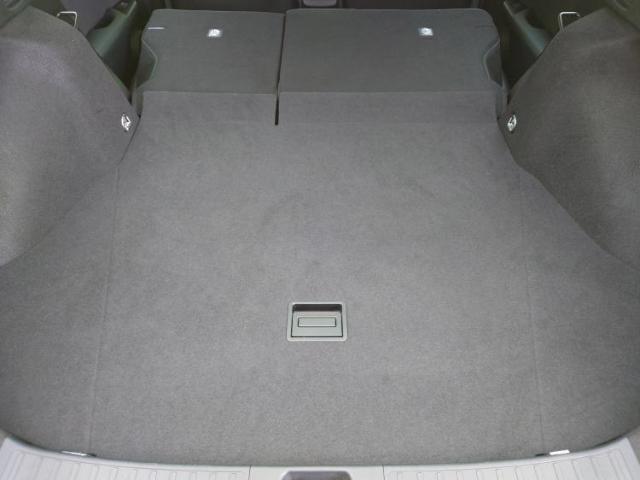 WECARS（ウィーカーズ）は全国250店舗展開！お客様が安心してカーライフをお楽しみいただけるよう社員一同心を込めてサポートいたします。
