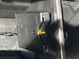 【ETC】高速道路の料金所をストレスなく通過！話題のスポットやサービスエリアに多い「スマートIC」利用時は必須のアイテムです。当店でセットアップを実施、ご納車当日からすぐにご利用いただけます！