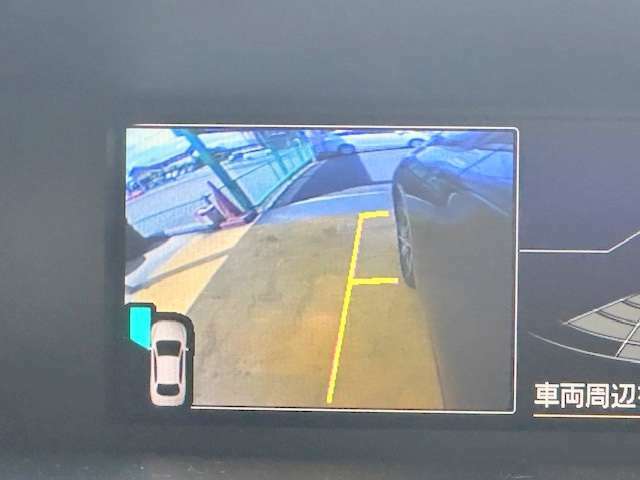 サブモニターで運転者から死角となる左側面前方を確認できます！