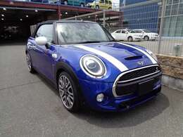 ユニオンジャックデザイン幌・インテリジェントセーフティ・レザーシート