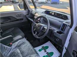 室内も嫌な臭いもなく気持ちよく乗っていただけます。