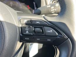 高級車に多く装備されている、【電動パーキングブレーキ】です。便利な【オートホールド機能】も付いておりますので、信号待ちの際でもブレーキを踏み続けておく必要がなくなります！