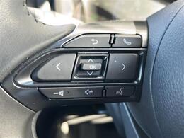 高級車に多く装備されている、【電動パーキングブレーキ】です。便利な【オートホールド機能】も付いておりますので、信号待ちの際でもブレーキを踏み続けておく必要がなくなります！