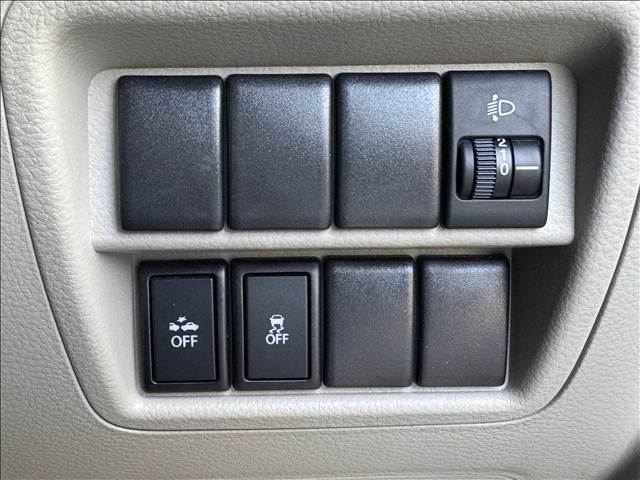 衝突軽減ブレーキのレーダーブレーキサポートがついております。