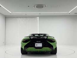 メーカーオプション：ルーフシャイニーブラックペイント装備