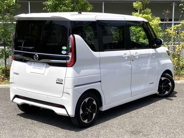 1オーナー弊社ユーザー様お下取車。令和6年11月(走行28,981キロ時)、6ヶ月点検。令和6年5月、弊社サービス工場にて車検整備実施(整備記録簿、御座います※メーカー新車保証継承)。