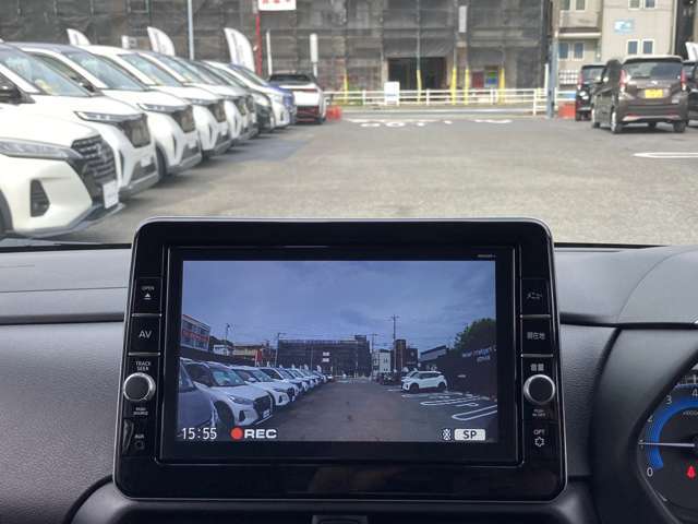 【日産純正ドラレコ＋ユピテル製後方撮影用ドラレコ装着車】(※写真は前方撮影用ドラレコからの映像)