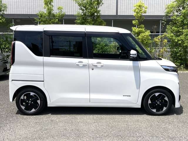 【軽自動車を購入するときにご用意いただくもの】　◇印鑑(委任状への捺印)　◇住民票1通　◇(車庫証明が必要な地域に居住のお客さま)自動車保管場所証明書申請の為の書類　保管場所使用承諾書または自認書。