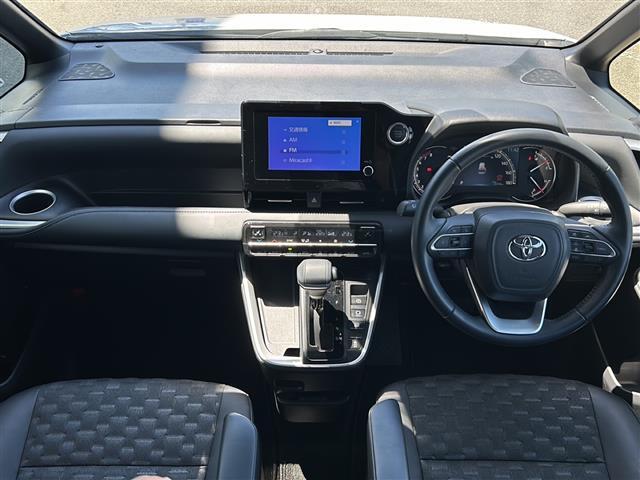 4WD　寒冷地仕様　純正ディスプレイオーディオ　Bluetooth　バックカメラ　プリクラッシュセーフティ　レーンディパーチャーアラート　プロアクティブドライビングアシスト　パーキングサポートブレーキ