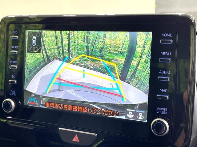 【バックカメラ】駐車時に後方がリアルタイム映像で確認できます。大型商業施設や立体駐車場での駐車時や、夜間のバック時に大活躍！運転スキルに関わらず、今や必須となった装備のひとつです！