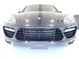 ●https://ms-cars.coにてアクセスいただけますと、最新の在庫状況や車両詳細を閲覧いただけます。