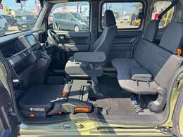 公的機関「（財）日本自動車査定協会」の基準を採用。日本オートオークション協議会「走行距離管理システム」で距離に不正が無いかもチェック済みです。専門業者によるルームクリーニング実施。