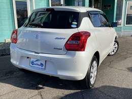 当社では中古車販売のソムリエ、中古自動車販売士が在籍しておりますので車の状態について、購入の際にかかる税金や諸費用についてなど、車の購入に関するお客様の不安や疑問に対して丁寧にご説明いたします。