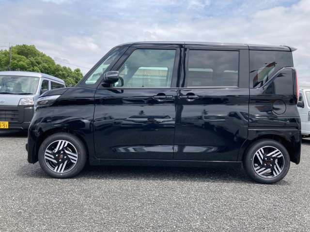お車の価格には自信あり！！高品質で低料金になるよう、金額もお安くつけております。