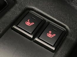 【シートヒーター】寒い日に重宝するシートヒーター！エアコンより早く温まってくれるので寒がりの人も安心ですね♪エアコンの温風は乾燥するから苦手、という方にもをおすすめです。