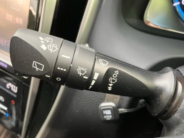 国産車から輸入車まで多様なお客様のニーズのお応えできるように、全国規模で豊富な在庫展開！車のことならWECARSへ！