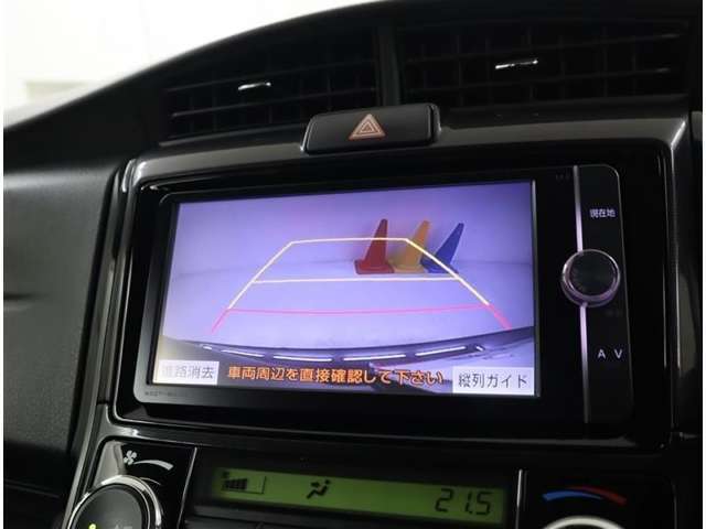 苦手な車庫入れもバックモニターが有れば楽々ですね♪