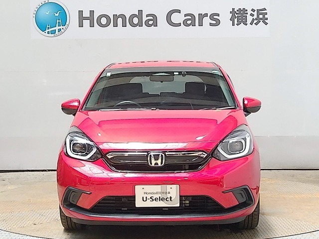 Honda認定中古車はU-Select保証1年付きで、有料で最長5年まで延長可能です。またU-Select　Premium保証の中古車は無料保証2年付きで、有料で最長5年まで延長可能です。