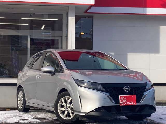 ☆車の査定士常駐☆世の中にはいろんな修復歴が有るんですよ。どーんと大修復歴車から、インナー先の小曲がりまで程度は様々。査定士が修復箇所を明確にお答えしますね。不安なお買い物はしちゃいけません。