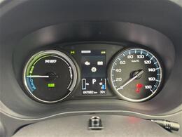 【スピードメーター】メーターがシンプルで見やすく運転しやすいですね！