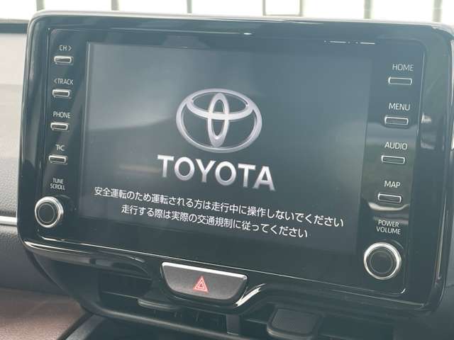 【ナビ】純正ナビが装備されております！各種オーディオメディアも充実しているので旅のお供にはピッタリ！