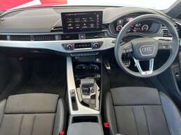 Audiのインテリアはエクステリア同様、優れたデザイン性とクオリティ、そして機能性を兼ね備えております。