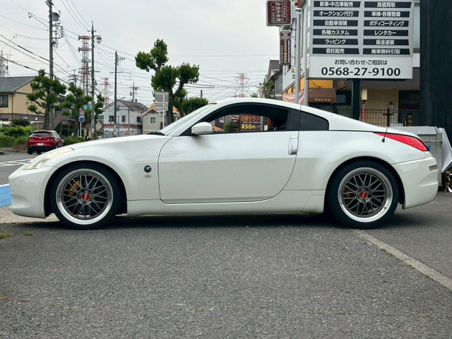【レンタカー】 当社ではレンタカーの貸し出し・自動車の任意保険も行っておりますまた、レッカー牽引も可能ですので急なお引き取りも可能です