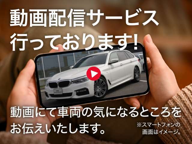 工場にて、360度チェックを実施。エンジン、トランスミッション、サスペンションはもちろんのこと、マフラーやエアコンなどの電気系統やコンピュータ・システムなどを詳細に点検します。